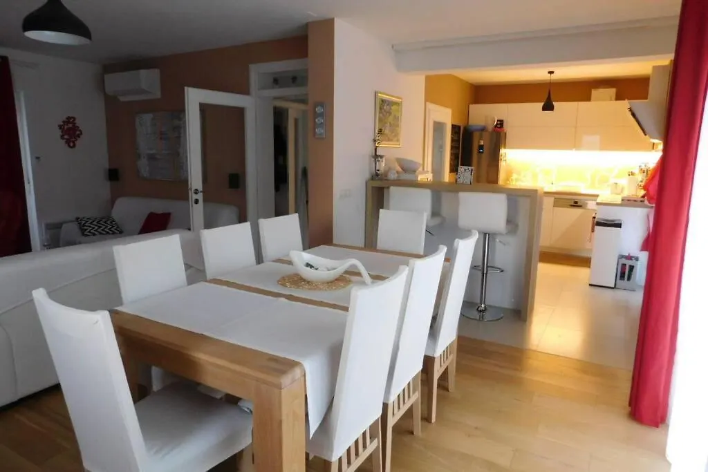 Villa Summer Stars Kastela Croatia